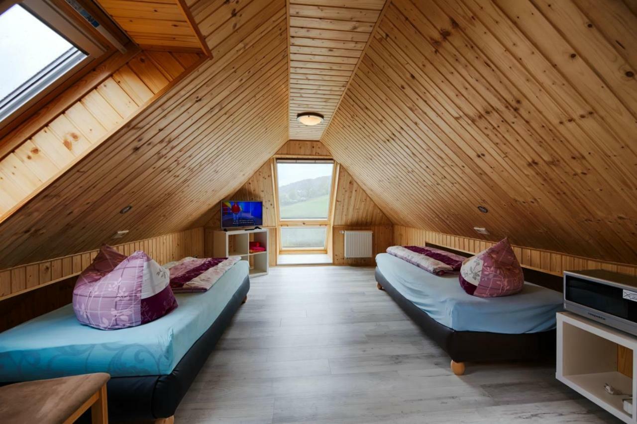 Haus Rabenswalde Villa Garnbach Екстериор снимка